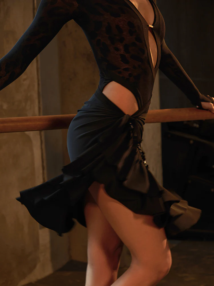 Queen S Bodysuit #25096 - Image 11